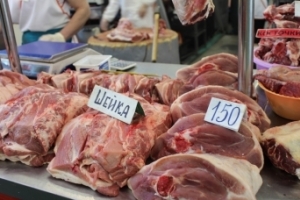 На рынки Астрахани мясо попадало без санитарного контроля