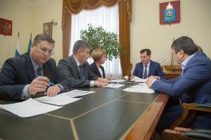 Губернатор Астраханской области обсудил с министрами программу развития региона