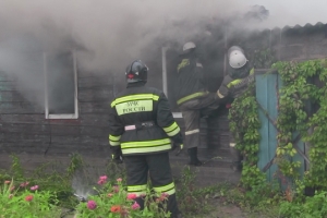 Пожар в Трусовском районе