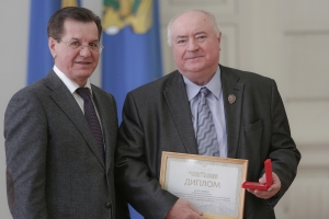 Александр Жилкин поздравил астраханских учёных с Днём науки