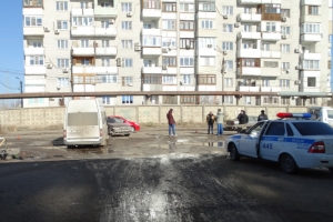 В Астрахани в результате ДТП с участием маршрутного такси пострадали два ребёнка