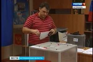 Александр Жилкин уверенно лидирует на выборах губернатора Астраханской области