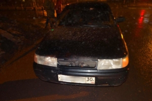 В Астрахани в результате наезда автомобиля пострадала 15-летняя девочка