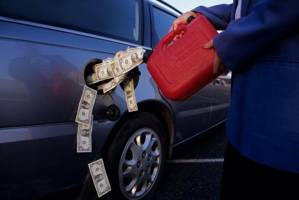 Госдума повысила ставки акцизов на бензин с 1 апреля