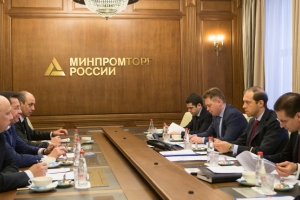 Губернатор встретился с главой Минпромторга России