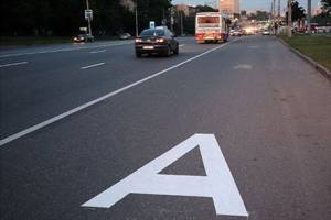 В Астрахани уже в апреле общественный транспорт будет перемещаться по выделенным полосам