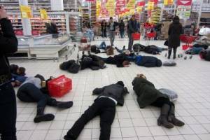 В Российских супермаркетах падают &amp;#171;замертво&amp;#187;