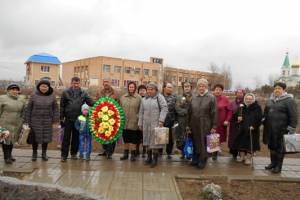 В Приволжском районе чиновники помогают матерям погибших солдат