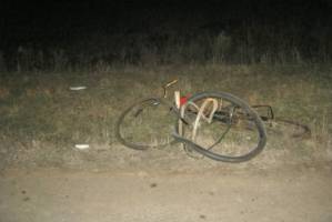 В Астраханской области ищут водителя, сбившего 17-летнего велосипедиста