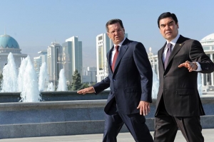 Астраханский губернатор Александр Жилкин отправился с визитом в Туркменистан