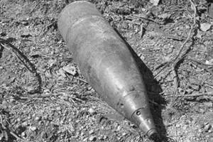 Привет из прошлого: во дворе дома в Астраханской области обнаружили бомбу