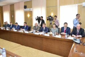 Астраханские и атырауские медики обсудили возможности сотрудничества