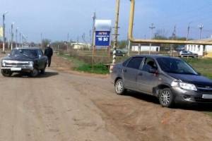 В Астраханской области в ДТП пострадал водитель легкового автомобиля