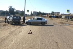 В Астраханской области в результате лобового столкновения пострадал водитель иномарки