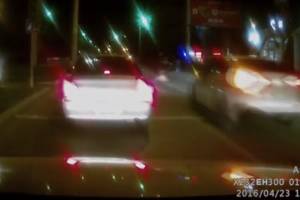 Видео, на котором сбивают пешехода в Астрахани, попало в Интернет