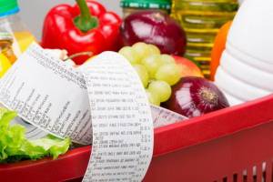 Россияне отмечают рост цен на мясо, молоко, овощи и фрукты