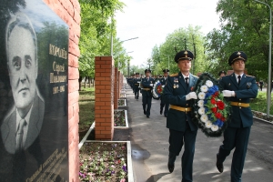 В честь 70-летия полигона «Капустин Яр» в Знаменске открыли аллею героев