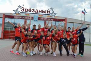 В спорткомплексе «Звёздный» прошла первая игра финальной серии Чемпионата России по гандболу среди женских команд