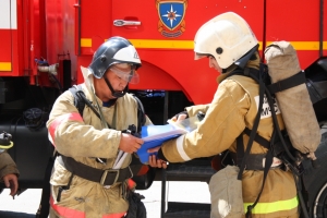 Пожарно-тактические учения на здании ОАО «Астраханский  тепловозоремонтный завод»