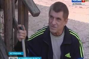 В Астрахани волонтёры пришли на помощь инвалиду, который находится на грани отчаяния