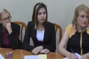 Будущие журналисты задали вопросы председателю Думы Астраханской области