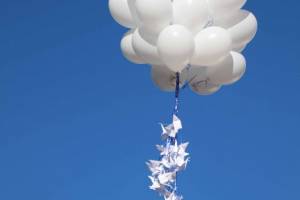В День памяти и скорби в астраханское небо выпустят 78 тысяч белых шаров