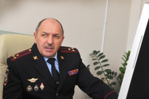 Начальник УМВД России по Астраханской области посетил подразделения ведомства