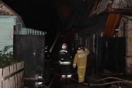 За сутки в Астрахани сгорели два жилых дома