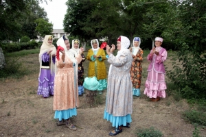 В Астрахани народный татарский театр отметил 55-летие