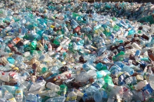 В Астрахани заработала установка по переработке пластиковых отходов