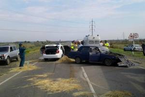 Авария на трассе под Астраханью: двое пострадаших