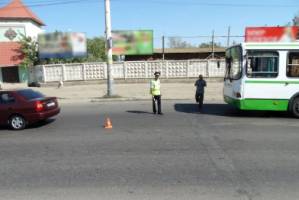 В Астрахани в ДТП пострадала пассажирка автобуса