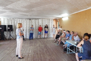 Светлана Ольховская встретилась с жителями Ахматовского сельсовета