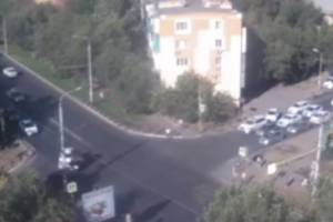 Тройное ДТП на улице Боевая (видео)