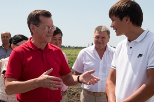 В Астраханской области получили господдержку 55 начинающих фермеров