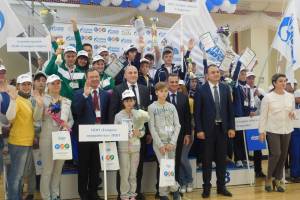 В Астрахани прошел благотворительный триатлон «Энергия поколений 2016» Подобный турнир «Газпром» проводил впервые