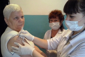 В Икрянинском районе работали передвижные пункты вакцинации