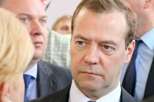 В Астрахань Медведев прилетел на трех самолетах?