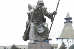 В Астрахани предлагают установить памятник Грозному вместо памятника Ленину