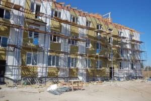 Астраханская область планирует получить 275 млн рублей на аварийное жилье