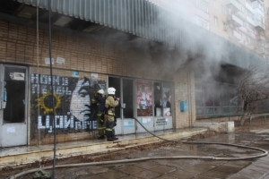 Специалисты озвучили предварительную причину пожара на улице Победы, 54