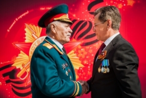Александр Жилкин призвал чествовать героев Отечества