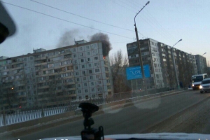 На седьмом этаже  многоэтажного дома по улице Н Островского случился пожар