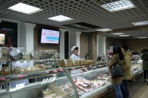 Перед Новым годом в Астрахани судебные приставы будут дежурить в торговых центрах