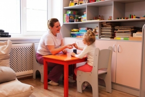 Астраханский реабилитационный центр для детей работает с семьями из других городов