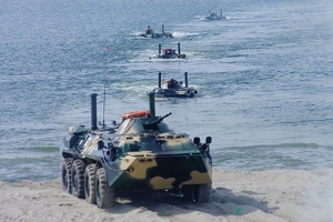 Морские пехотинцы Каспийской флотилии готовятся к АрМИ-2017