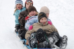 Родителям о безопасности детей в зимние каникулы