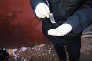В Астрахани задержан приезжий дилер с 49 дозами наркотиков