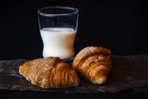 Производителей молока и хлеба планируют обязать добавлять в продукты витамины