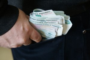 За взятку сотрудники астраханского Росрыболовства заплатят штраф в 2 миллиона рублей
